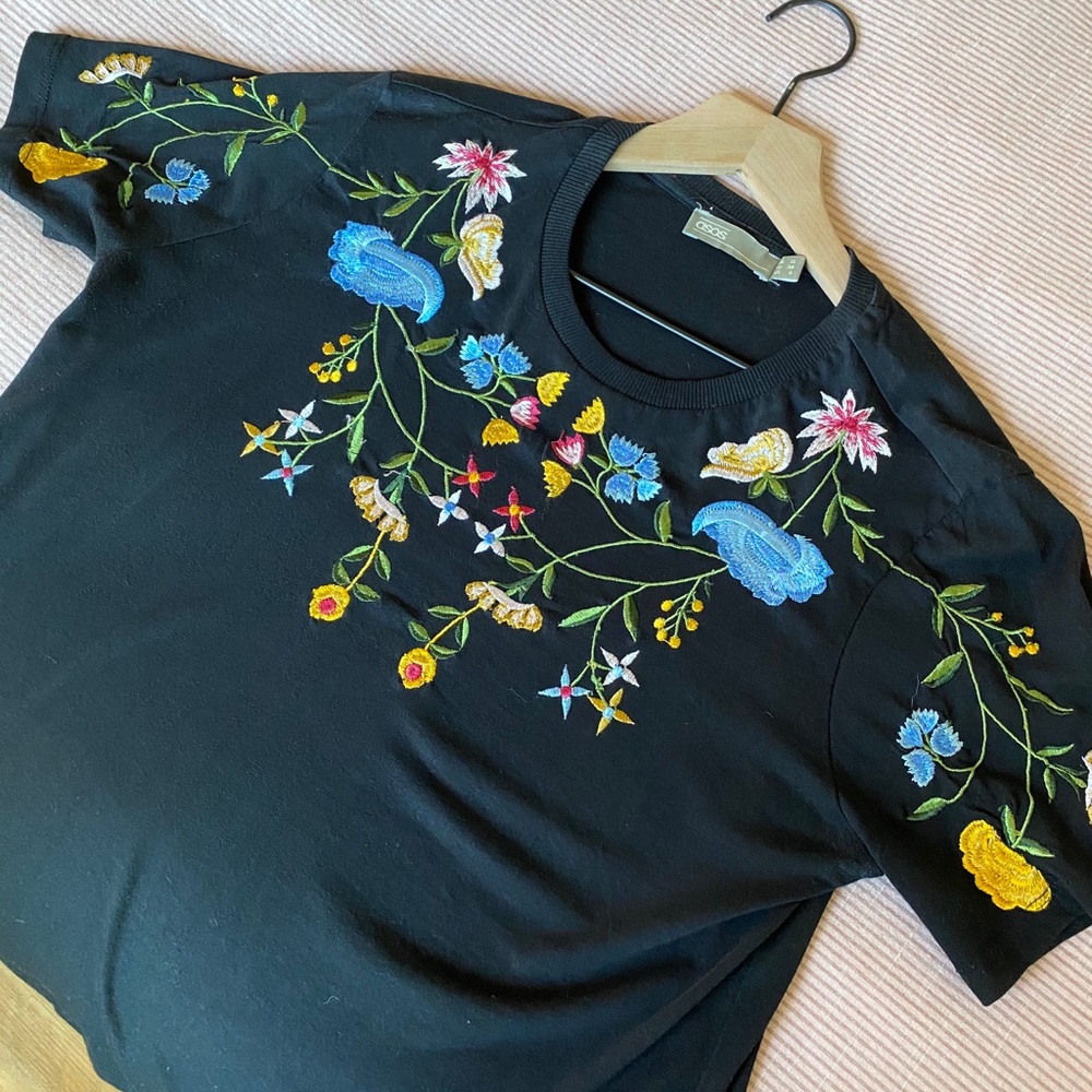 Black shirt with floral embroidery